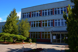 S.U. Chemik w Ciechocinku, ściana frontowa sanatorium